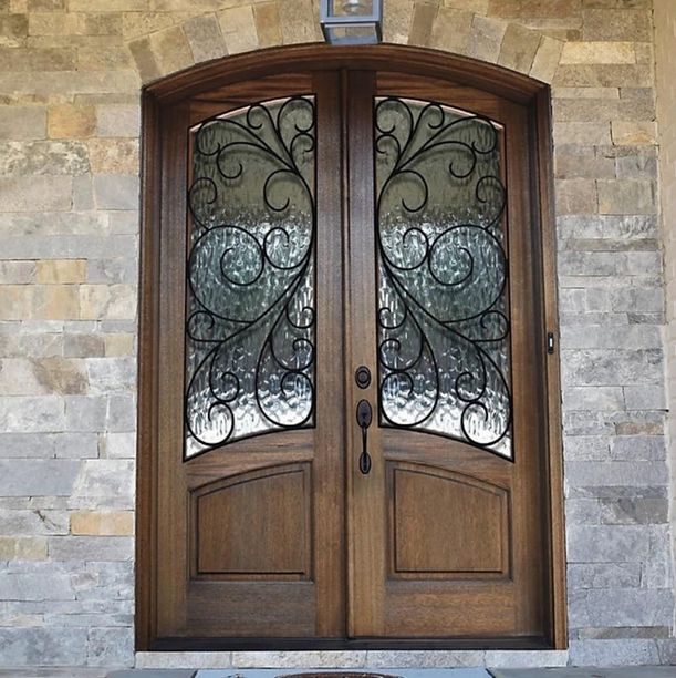 Examples of finishes for wooden entrance doors