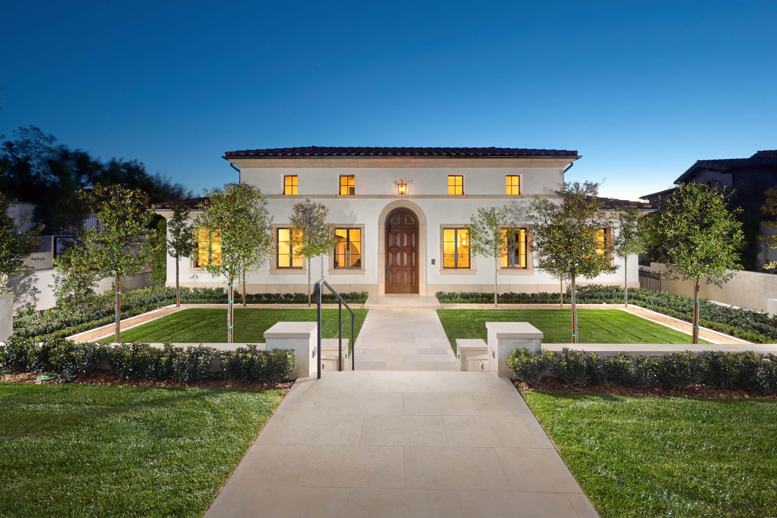 Solid wood entrance door with details